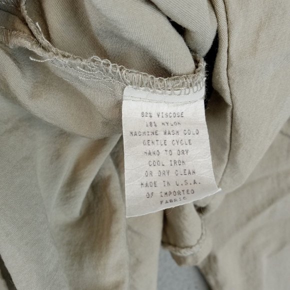 F.H. CLOTHING CO. Button-down Top shirt size M - Picture 4 of 8